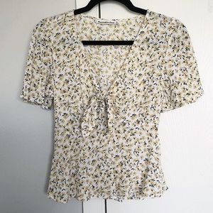 Abercrombie and Fitch tie front blouse